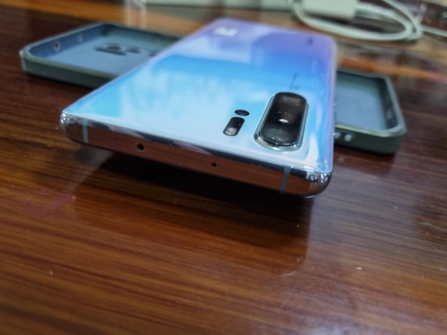 Huawei P30 Pro 256GB ฟรี Micro SD Card 2 อัน รูปที่ 8