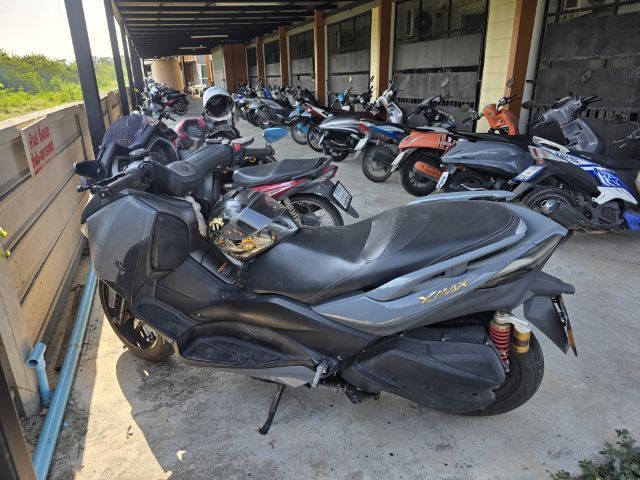 รถ x-max ปี 2017 รูปที่ 6