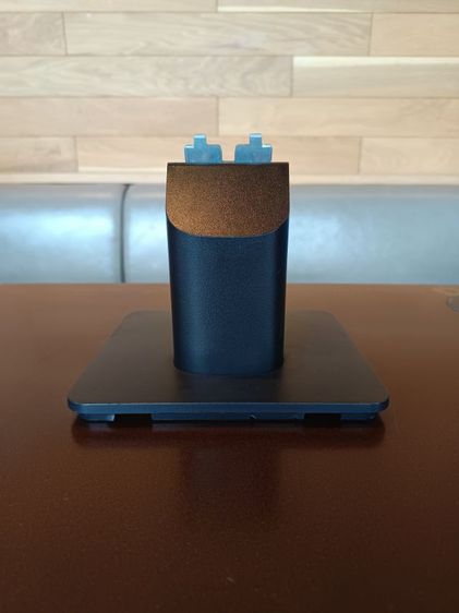 ขาย จอมอนิเตอร์ มือสอง สภาพดี ยี่ห้อ DELL
รุ่น E1715S ขนาด 17 นิ้ว
ใช้งานได้ปกติ เจ้าของขายเองค่ะ 

ช่องเสียบ VGA  Display 
 รูปที่ 10