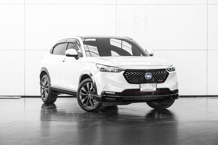 Honda HR-V 2024 1.5 e:HEV RS Utility-car เบนซิน ไม่ติดแก๊ส เกียร์อัตโนมัติ ขาว รูปที่ 2