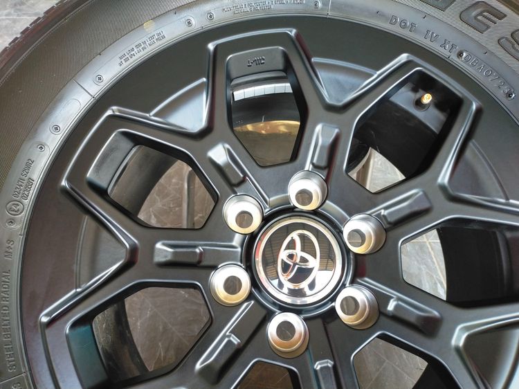 แม็กโตโยต้าทราโว่ ขอบ18 ป้ายแดง พร้อมยางบริสโตน 265 60 18 ปี23 ยางสวยทุกเส้นตามรูป ใส่รีโว่ วีโก้ ฟอร์จูนเนอร์ รูปที่ 6