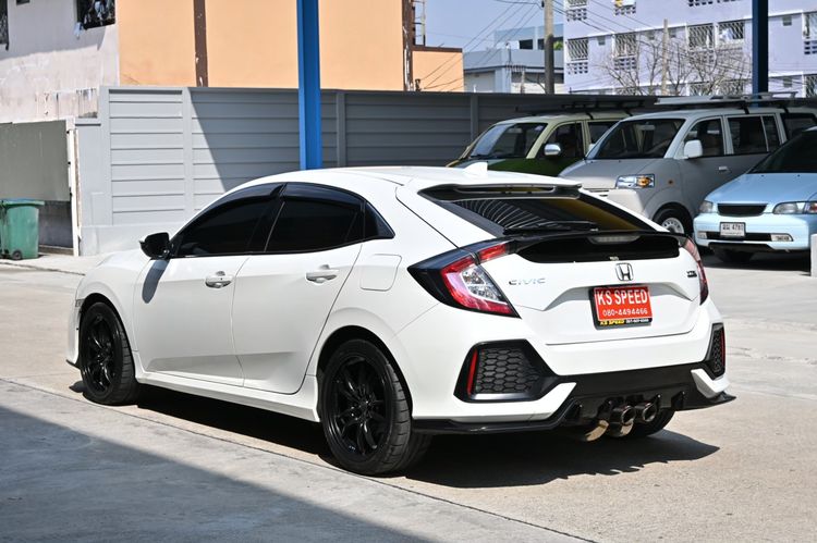 Honda Civic 2018 1.5 Turbo Sedan เบนซิน ไม่ติดแก๊ส เกียร์อัตโนมัติ ขาว รูปที่ 4