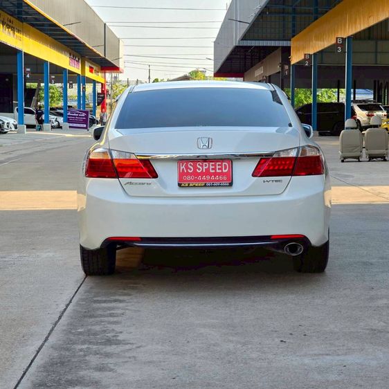 Honda Accord 2015 2.0 EL Utility-car เบนซิน ไม่ติดแก๊ส เกียร์อัตโนมัติ ขาว รูปที่ 4