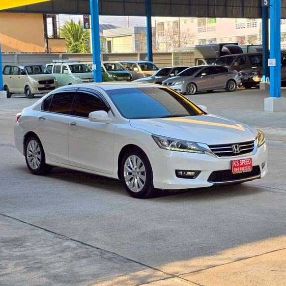 Honda Accord 2015 2.0 EL Utility-car เบนซิน ไม่ติดแก๊ส เกียร์อัตโนมัติ ขาว รูปที่ 3