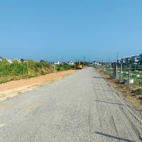 ไม่ใช่ ที่ดินทำเลดีใกล้นิคมลาดกระบัง ชุมชน รูปที่ 3