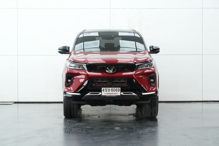 Toyota Fortuner 2023 2.4 LEGENDER 2WD AT Utility-car ดีเซล ไม่ติดแก๊ส เกียร์อัตโนมัติ แดง รูปที่ 3