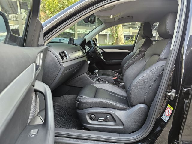 Audi Audi Q3  2017 2.0 TFSI Quattro 4WD Utility-car เบนซิน ไม่ติดแก๊ส เกียร์อัตโนมัติ ดำ รูปที่ 4