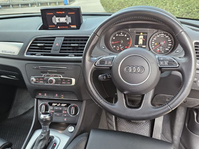 Audi Audi Q3  2017 2.0 TFSI Quattro 4WD Utility-car เบนซิน ไม่ติดแก๊ส เกียร์อัตโนมัติ ดำ รูปที่ 3