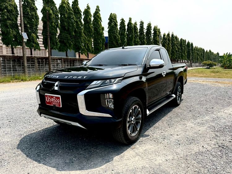 รถ Mitsubishi Triton 2.4 GT Plus สี ดำ