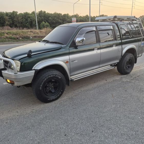 Mitsubishi Strada Grandis 2000 2.8 Grandis GLS 4WD Pickup เบนซิน LPG เกียร์ธรรมดา เขียว รูปที่ 4