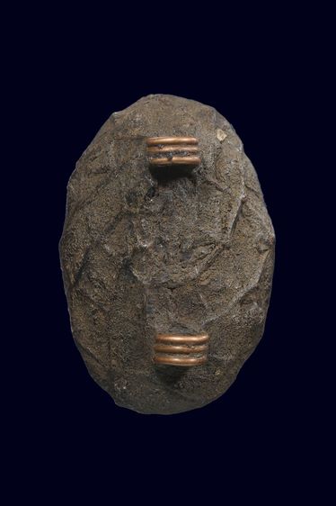 เบี้ยแก้ถักเชือกลงรักเก่าๆ รูปที่ 3