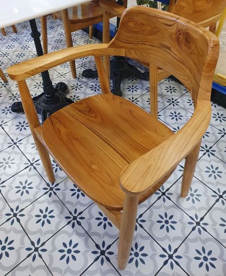 ชุดโต๊ะแผ่นหินขาวอิตาลีเก้าอี้ไม้แท้ รูปที่ 8