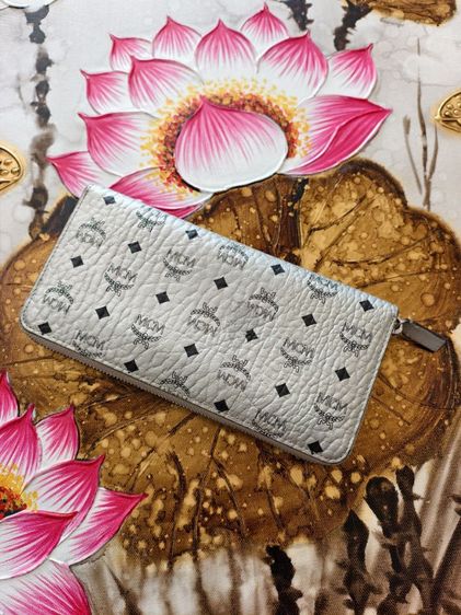 ไม่ระบุ เงิน หนัง PU อื่นๆ MCM Zip wallet silver ของแท้อุปกรณ์ครบใบ