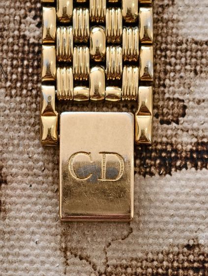 Christian Dior lady watch gold plated 10 M แท้ อุปกรณ์ครบ รูปที่ 3