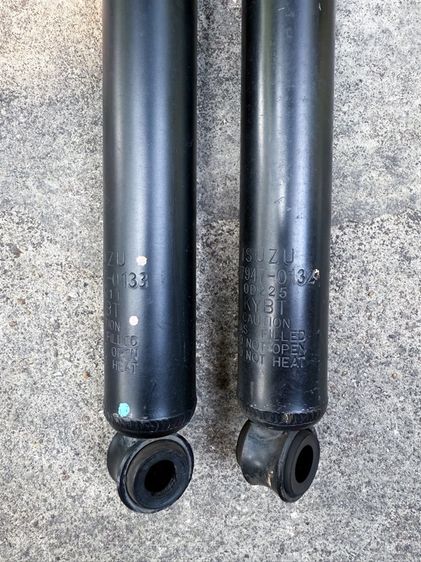 ขายโช๊คหลังเดิมแท้ ISUZU 1 คู่ รูปที่ 2