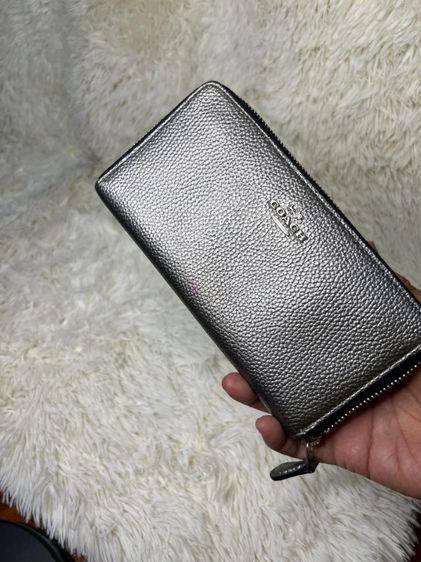 กระเป๋าตังค์ coach (แท้) รูปที่ 4