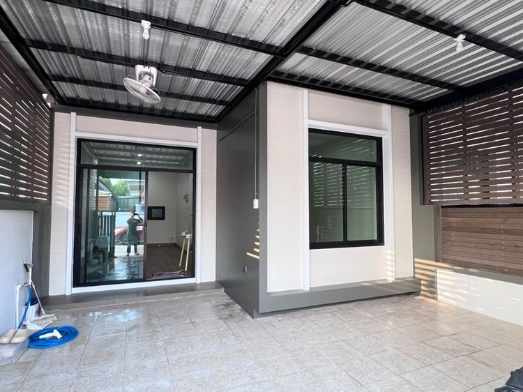 ขายบ้านมือสอง รีโนเงทพร้อมอยู่