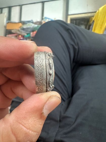 ตลับสีผึ้งล๊อคเก็ตรูป ร.๕ (ทำจากเงินยวง) รูปที่ 2