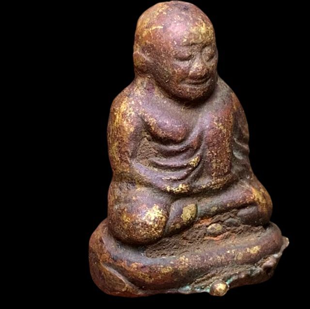 พระรูปหล่อหลวงพ่อเงินวัดบางคลานพิมพ์ขี้ตาห้าชาย รูปที่ 4