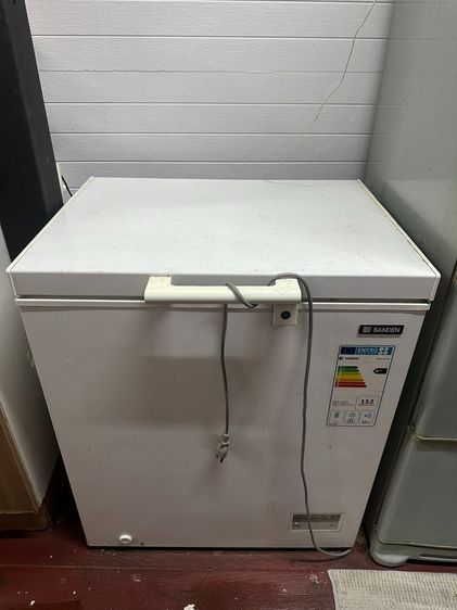 ตู้แช่แข็ง Sanden 3.5 คิว 145 L 