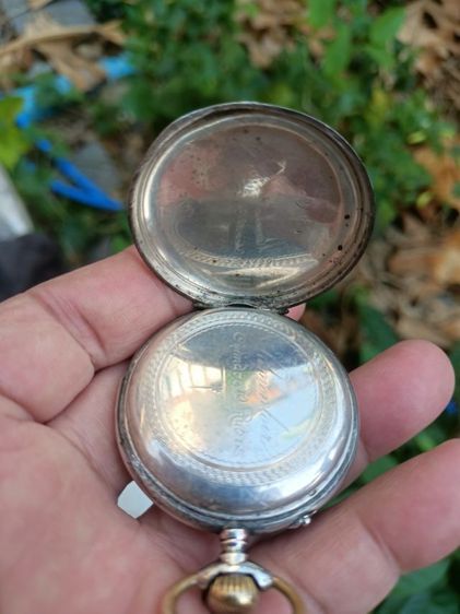 นาฬิกาพกโบราณ Cylindre 15 Rubis Silver .800 หน้ากระเบื้อง ระบบไขลาน ตัวเรือน 43mm.เป็นเงินแท้ทั้งเรือน ขอบกะไหล่ทอง 14k.หนามาก พร้อมส่งครับ. รูปที่ 5