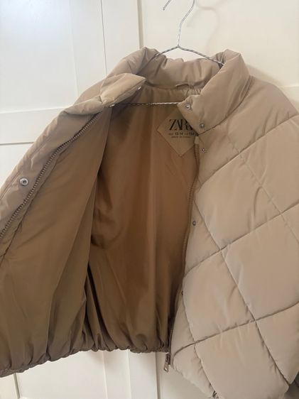 New Zara Puffer Jacket ครีม (ซื้อจากช็อป 2200 ขายต่อแค่ 1800 บาทยังไม่เคยใส่ใหม่) รูปที่ 5