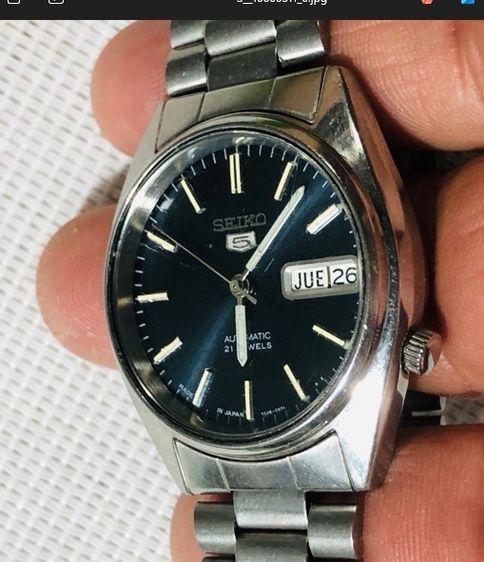 Seiko 5  Automatic หน้าดำ Day Date รูปที่ 5