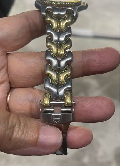 Tag heuer 2k boy size 2กษัตย์ พร้อมใช้งาน ตำหนิเม็ดมะยมนิดนึงค่ะ รูปที่ 4