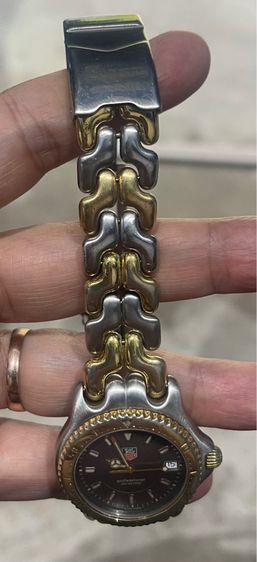 Tag heuer 2k boy size 2กษัตย์ พร้อมใช้งาน ตำหนิเม็ดมะยมนิดนึงค่ะ รูปที่ 2