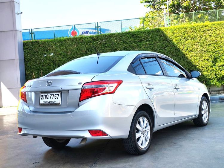 Toyota Vios 2013 1.5 E Sedan เบนซิน ไม่ติดแก๊ส เกียร์อัตโนมัติ บรอนซ์เงิน รูปที่ 4
