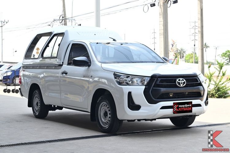 รถ Toyota Hilux Revo 2.4 Entry สี ขาว
