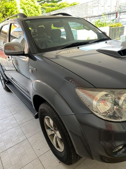 Toyota Fortuner 2007 3.0 V 4WD Utility-car ดีเซล เกียร์อัตโนมัติ เทา รูปที่ 3