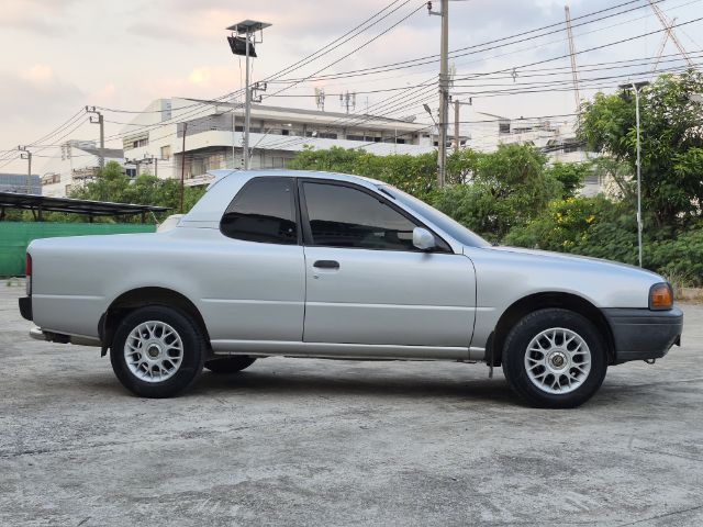 Nissan NV 1999 1.6 Queen Cab LXT Pickup เบนซิน ไม่ติดแก๊ส เกียร์ธรรมดา บรอนซ์เงิน รูปที่ 3
