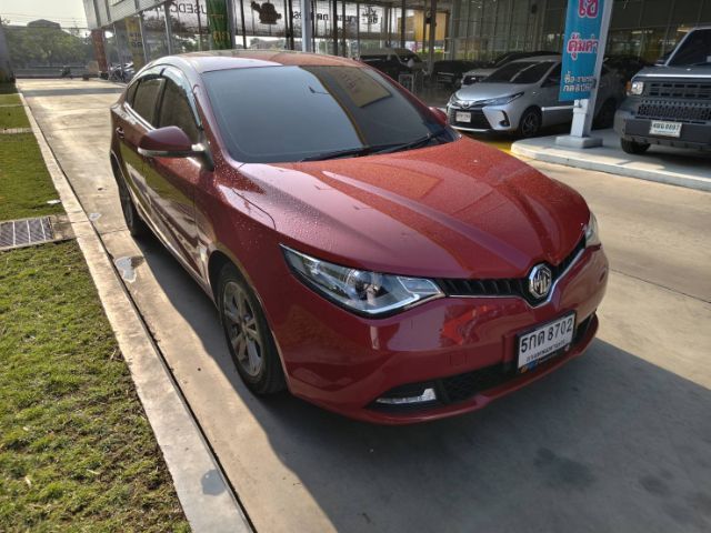 MG MG5 2016 1.5 X Sedan เบนซิน ไม่ติดแก๊ส เกียร์อัตโนมัติ แดง รูปที่ 2