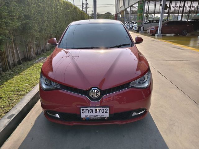 MG MG5 2016 1.5 X Sedan เบนซิน ไม่ติดแก๊ส เกียร์อัตโนมัติ แดง รูปที่ 3