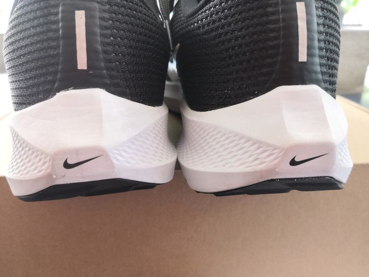 ขาย nike pegasus 40 สีดำ เบอร์ 10us  รูปที่ 6