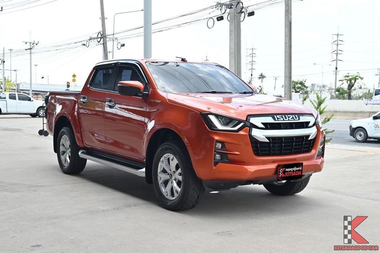 รถ Isuzu D-MAX 3.0 Hi-Lander M สี ส้ม