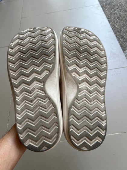 รองเท้าสุขภาพแนว oofos 28 Cm รูปที่ 3