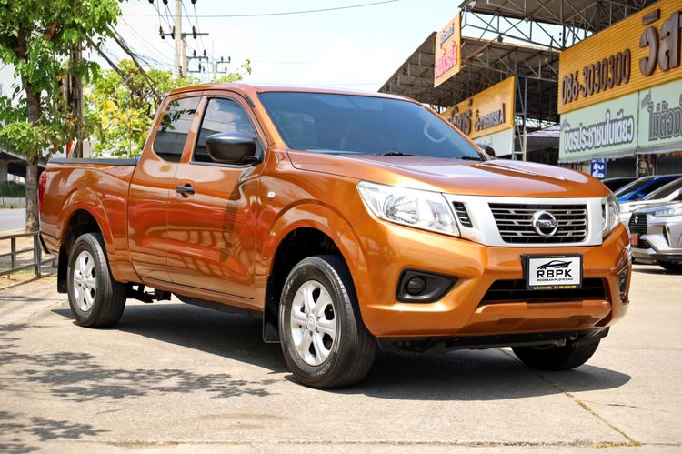 Nissan Navara 2019 2.5 S King Cab Pickup ดีเซล ไม่ติดแก๊ส เกียร์ธรรมดา ส้ม รูปที่ 4
