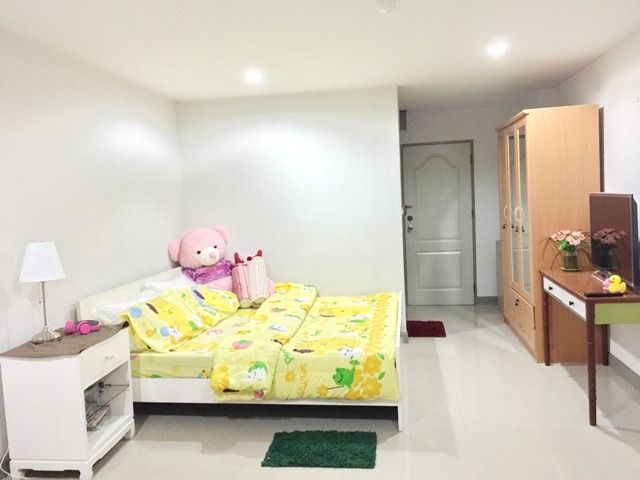 ให้เช่าคอนโดรีเจ้นท์บางนา 1ห้องนอน 6100บาทต่อเดือน ว่าง ใกล้BTS บางนา อุดมสุข