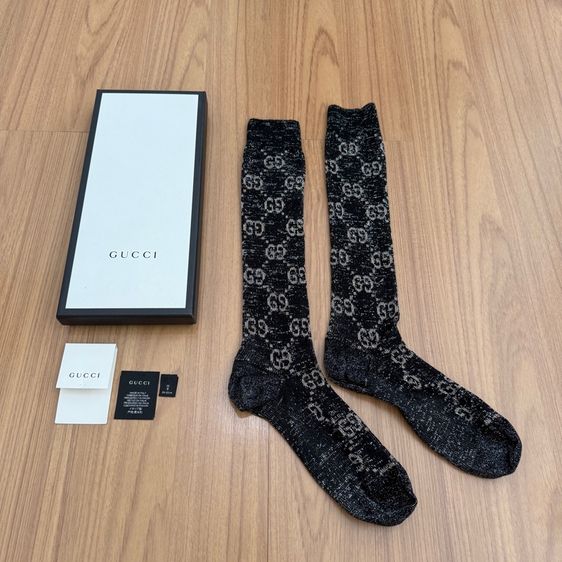 ถุงเท้า Gucci metallic GG logo socks รูปที่ 2