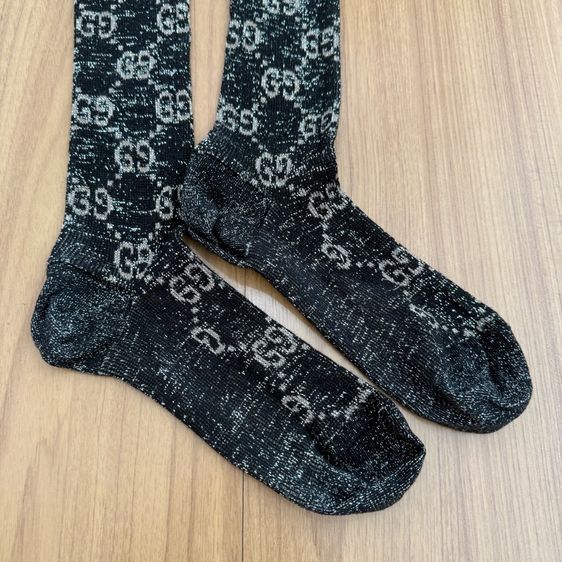 ถุงเท้า Gucci metallic GG logo socks รูปที่ 5