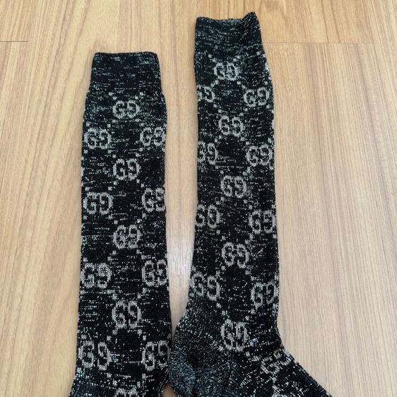 ถุงเท้า Gucci metallic GG logo socks รูปที่ 6