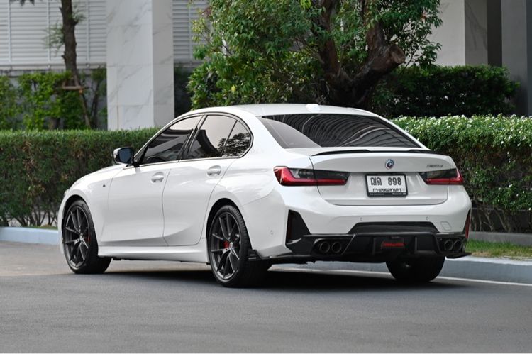 BMW Series 3 2023 320d Sedan ดีเซล ไม่ติดแก๊ส เกียร์อัตโนมัติ ขาว รูปที่ 3