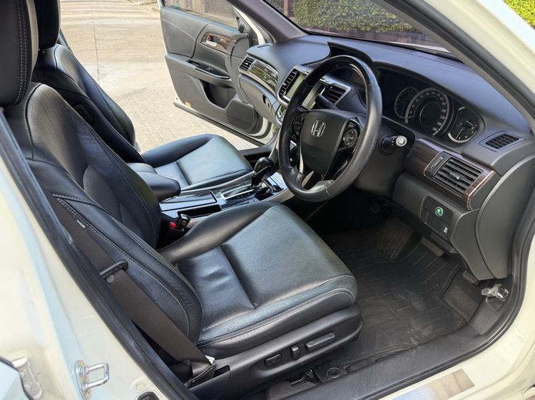 Honda Accord 2016 2.4 EL NAVI Sedan เบนซิน ไม่ติดแก๊ส เกียร์อัตโนมัติ ขาว รูปที่ 4