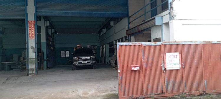 ใช่ ขายหรือเช่าบางส่วนอาคารพาณิชย์3คูหา รูปที่ 4