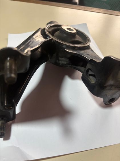 ยางแท่นเครื่องหลัง อัสติสปี14-16 แท้ถอด รูปที่ 3