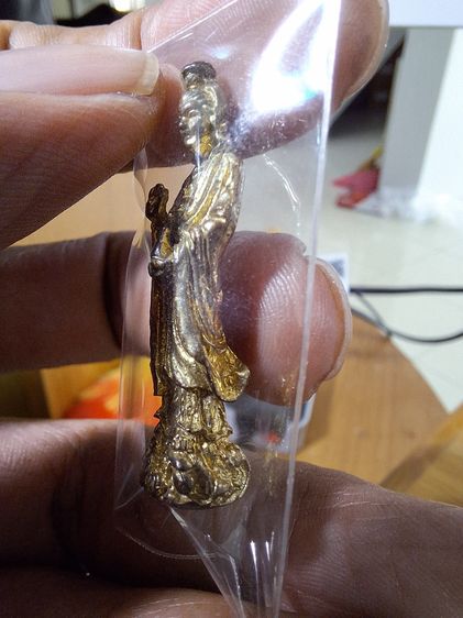 รูปหล่อเจ้าแม่กวนอิม หลวงปู่โต๊ะ วัดประดู่ฉิมพลี 2517 รูปที่ 2