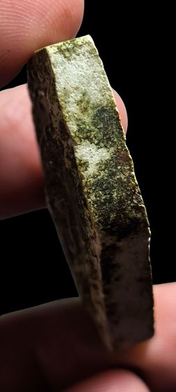 พระขุนแผนผงพรายกุมารพิมพ์นิยมB หลวงปู่ทิม วัดละหารไร่ จ.ระยอง รูปที่ 3