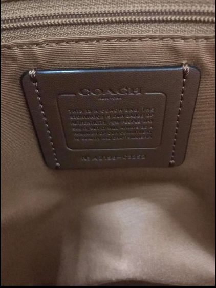 กระเป๋าสะพาย Coach C3252 Gallery tote Signature coated canvas and smooth leather   รูปที่ 3